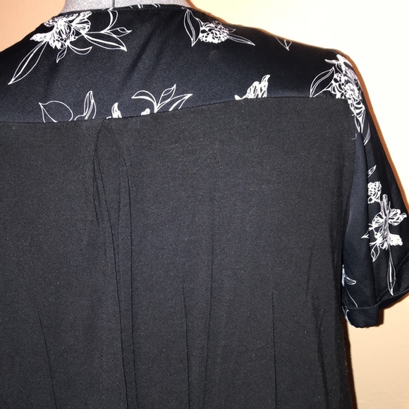 Apt 9 plus size 1X black/ white flowers - Picture 4 of 6